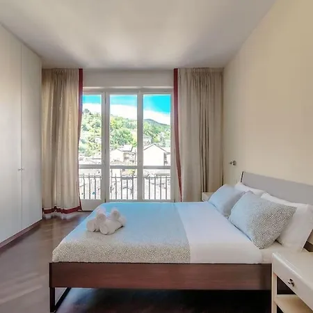 Elegante Casa Con Garage Ac Wifi Balcony Appartamento